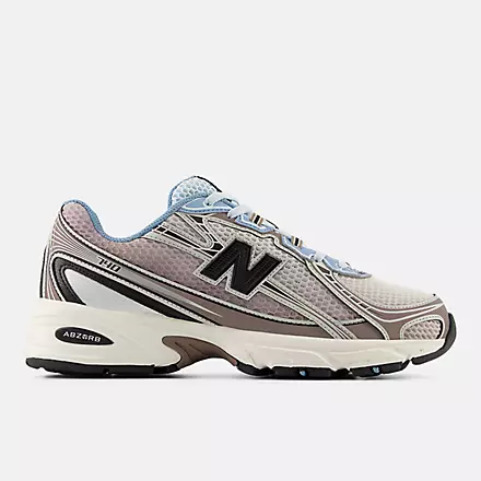 New Balance 740